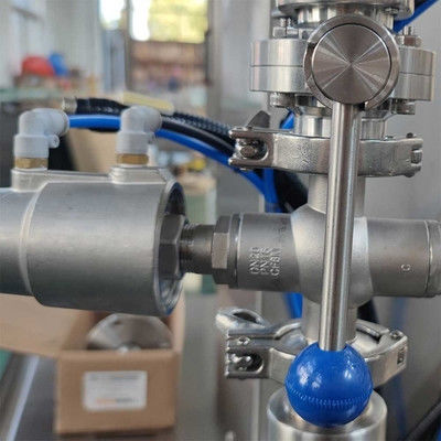 Automatische eenkopige zuigerpomp vulmachines lichaamszorg voor pot / fles